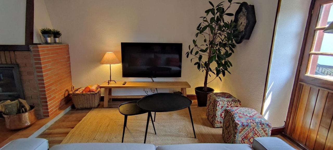 Alojamiento Rural, Jardin, A 25 Minutos De Bilbao, Parking Gratuito Arantzazu Екстериор снимка
