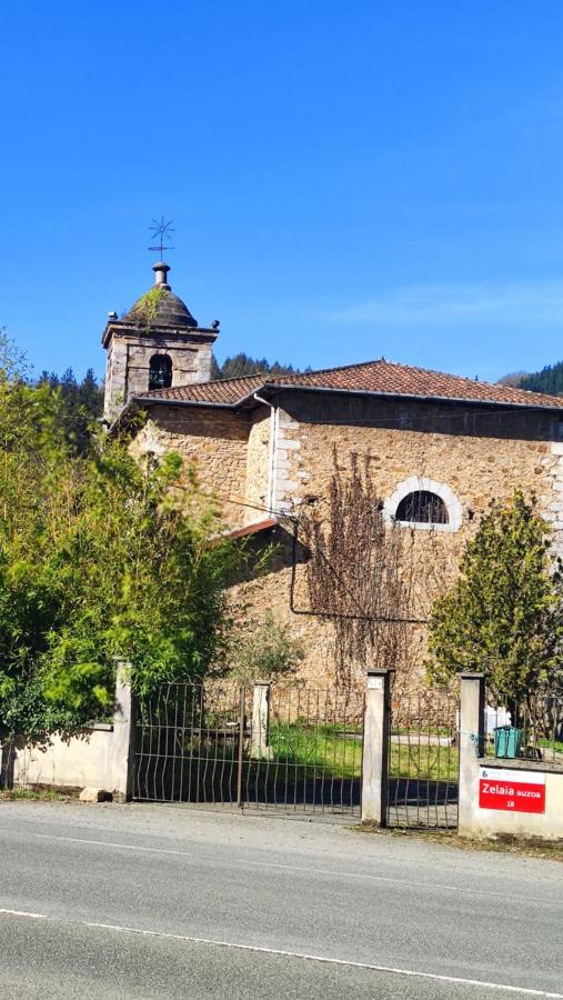 Alojamiento Rural, Jardin, A 25 Minutos De Bilbao, Parking Gratuito Arantzazu Екстериор снимка